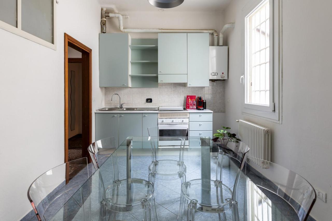 Alessandrini Apartment Alla Finestrella By Wonderful Italy Bolonha Exterior foto