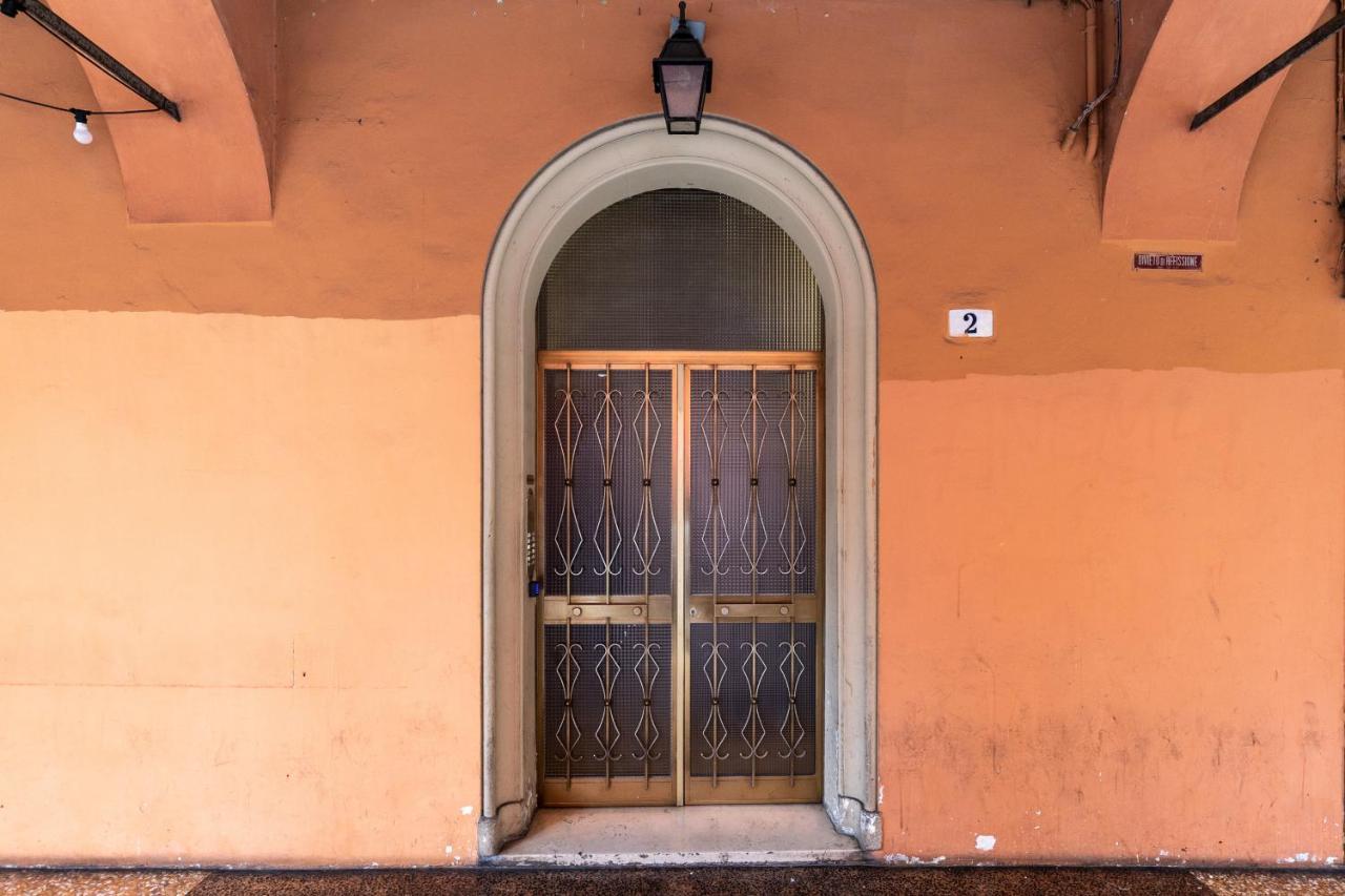 Alessandrini Apartment Alla Finestrella By Wonderful Italy Bolonha Exterior foto