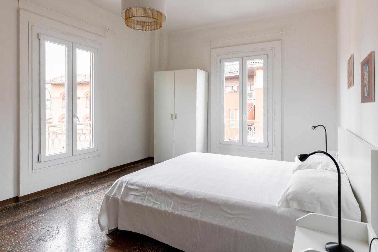 Alessandrini Apartment Alla Finestrella By Wonderful Italy Bolonha Exterior foto