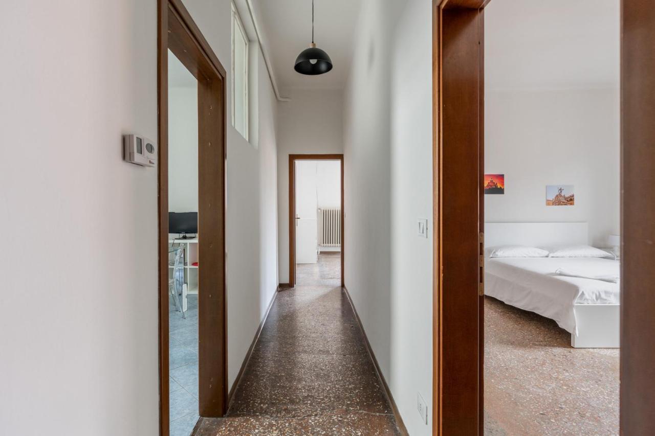 Alessandrini Apartment Alla Finestrella By Wonderful Italy Bolonha Exterior foto